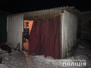 На Київщині 17-річний хлопець сильно побив молодшу сестру і покинув помирати на морозі. ФОТО