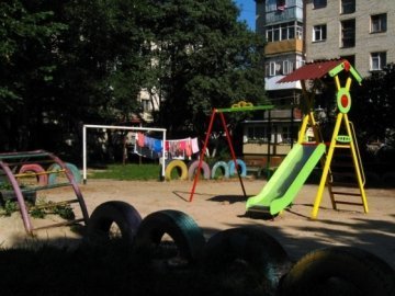 У дитячі майданчики в Луцьку вкладуть майже 100 тисяч гривень