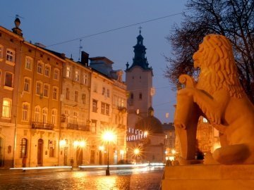 Львів ‒ у топ-10 міст, які варто відвідати
