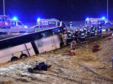 Смертельна аварія автобуса з українцями у Польщі: повідомили деталі ДТП