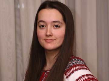 Її тато загинув в Іловайському котлі: закликають привітати з днем народження доньку волинського Героя