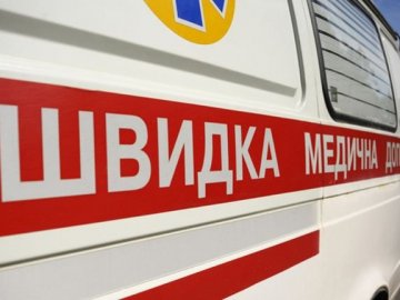 Виглядала маму: на Київщині 6-річна дитина випала з 18-го поверху
