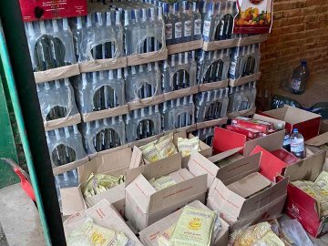 У Луцьку вилучили контрафактного алкоголю та цигарок на понад мільйон гривень. ФОТО