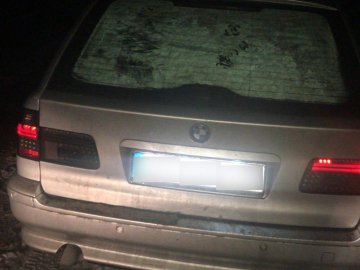 Двоє озброєних волинян викрали BMW, припаркований біля будинку