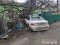 На Київщині BMW протаранив будинок: водій втік і заявив про викрадення авто