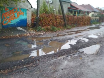 Минуло два тижні: депутат показав, як ремонтують вулиці у Луцьку. ФОТО