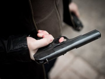 Стрілянина в караоке-барі Хмельницького: в інциденті постраждав нардеп – ЗМІ