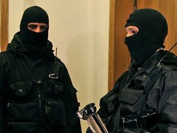 Волинські УБОЗівці затримали грабіжників, яких шукали в Білорусі