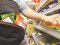 Крала товар у супермаркетах: 30-річну лучанку підозрюють у 8 злочинах