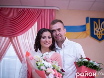 Волинська журналістка вийшла заміж. ФОТО