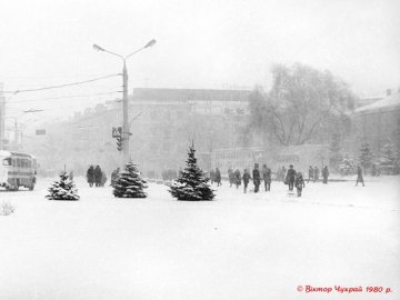 Опублікували історичні фото зимового Луцька