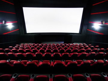 Повідомили, коли в Україні зможуть відновити роботу кінотеатри