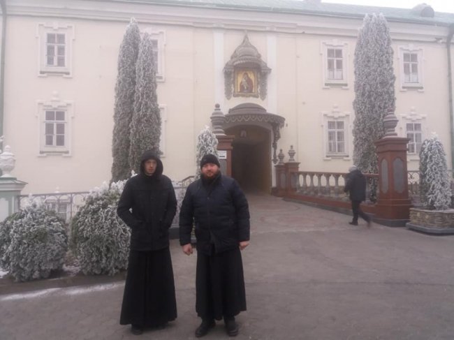 Волинський священик показав фото затуманеної лаври. ФОТО