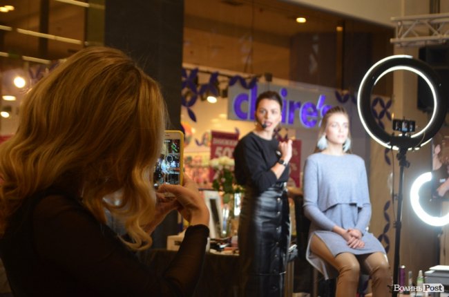 «Чорна п’ятниця» в ТРЦ «ПортCity». ФОТОРЕПОРТАЖ