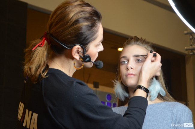 «Чорна п’ятниця» в ТРЦ «ПортCity». ФОТОРЕПОРТАЖ