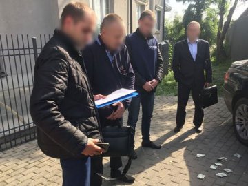 У прокуратурі прокоментували затримання адвокатів на хабарі в Луцьку 
