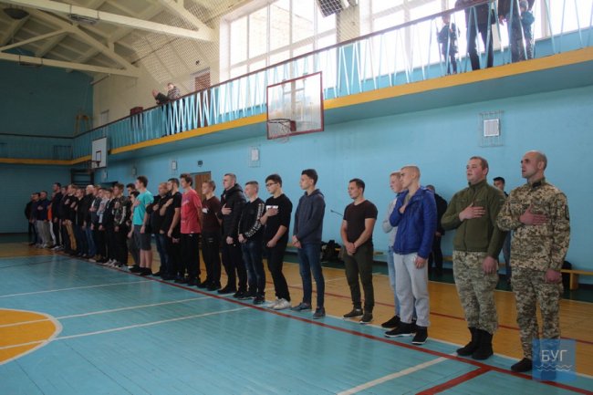 Як у Нововолинську проходив чемпіонат з армреслінгу. ФОТО