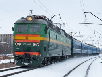 Новорічний подарунок від «Укрзалізниці»: додаткові потяги до найпопулярніших місць