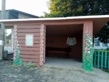 У волинському селі зупинку оригінально «перевтілили» в українську хату. ФОТО 