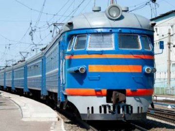 На Кіровоградщині 16-річну дівчину переїхав потяг