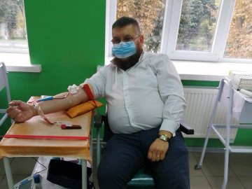 Волинські священники здали кров для онкохворих дітей. ФОТО 