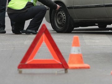 ДТП на Волині: постраждали водій, велосипедист і пішохід
