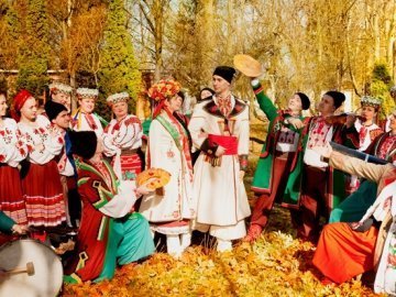 У Луцьку виступить Академічний ансамбль пісні і танцю «Поділля»