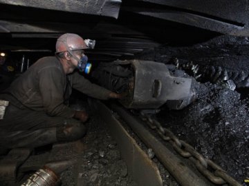 Працівників волинських шахт, які закриють, переведуть працювати на шахту № 10