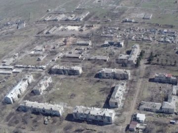 Донецький аеропорт обстрілюють бойовики