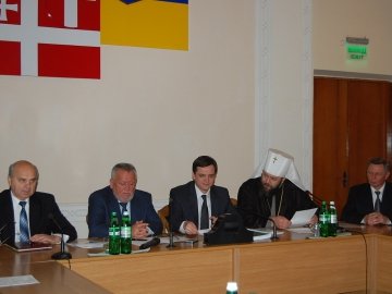 У Луцьку Уповноважений Януковича зустрівся з церковниками. ФОТО