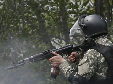 Стрілянина у Слов’янську: чотири силовики загинули та 30 отримали поранення