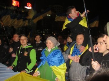 Антивоєнний мітинг у Донецьку. ФОТО. ВІДЕО