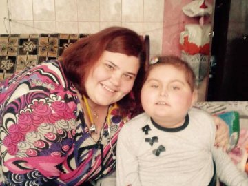Битва за життя: Настуся Абрамчук продовжить лікування на Волині