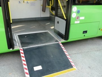 Волинь перша запустить приміський автобус для інвалідів-візочників. ФОТО