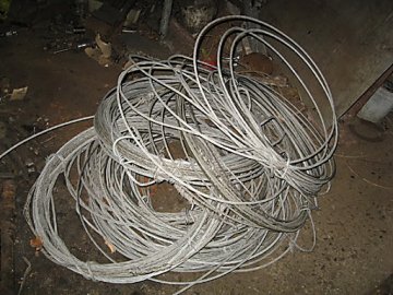 У селі на Волині невідомі вкрали дроту та кабелю на майже 5 тисяч гривень