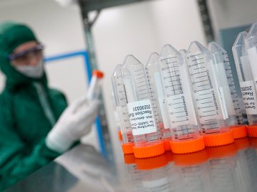 Пенсіонери та безробітні: у Луцьку за добу – 20 нових хворих на коронавірус