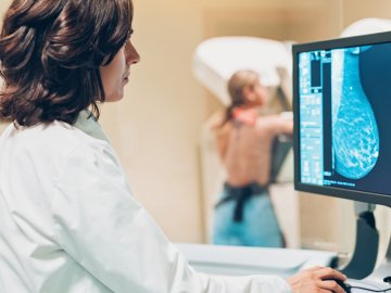 У Луцьку жінкам пропонують зробити безкоштовну мамографію у медцентрі 