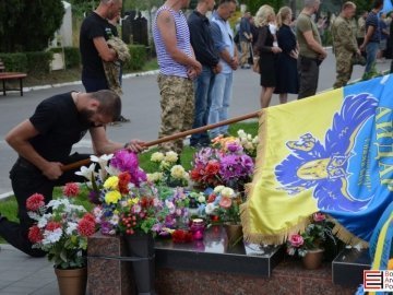 У Луцьку вшанували айдарівців, які загинули в АТО. ФОТО
