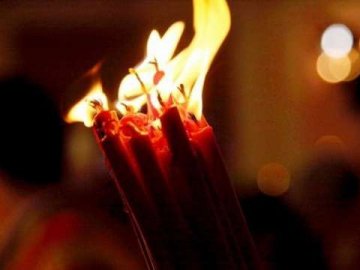 Вночі у луцький Свято-Троїцький собор привезуть Благодатний Вогонь