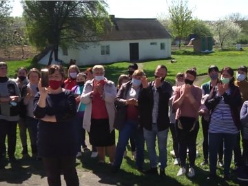 Немає фельдшера та закривають школу: мешканці волинського села нарікають на реформи