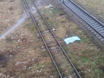 Поліція встановлює особу загиблого від потяга в Луцьку