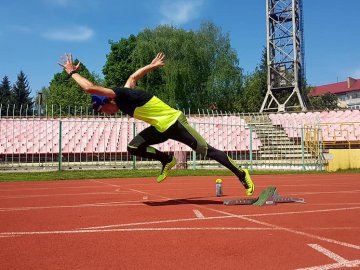 Волинські бігуни почали новий рік з перемог на київських змаганнях