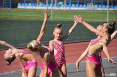 Волинським чемпіонам до Дня спорту подарували три квартири. ФОТО