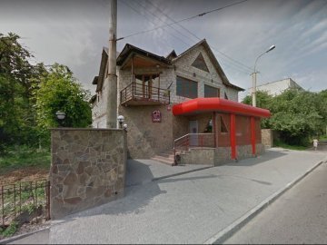 Скандальний бар «У Наталки» у Луцьку не працюватиме до ранку