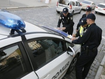 В Одесі патруль поліції збив жінку на перехресті. ВІДЕО