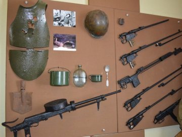 Волинському музею подарували зброю