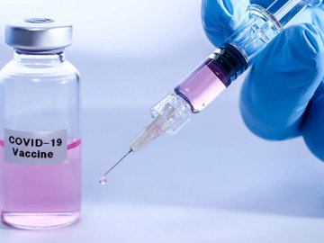 Понад 100 волинських лікарів вакцинувалися від Covid-19