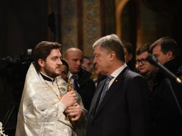 «Все це якесь диво»: священик з Волині опублікував фото з богослужіння у Софії Київській