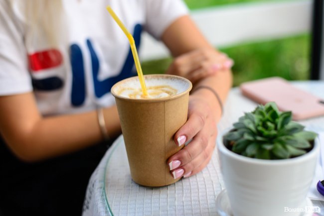 Бренди серед дрантя: як лучанка заробляє, продаючи секонд-хенд в Instagram