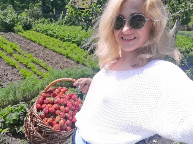 «Не просто будинок з євроремонтом, а садиба щасливих»: лучанка перетворила помешкання за містом в арт-простір. ФОТО